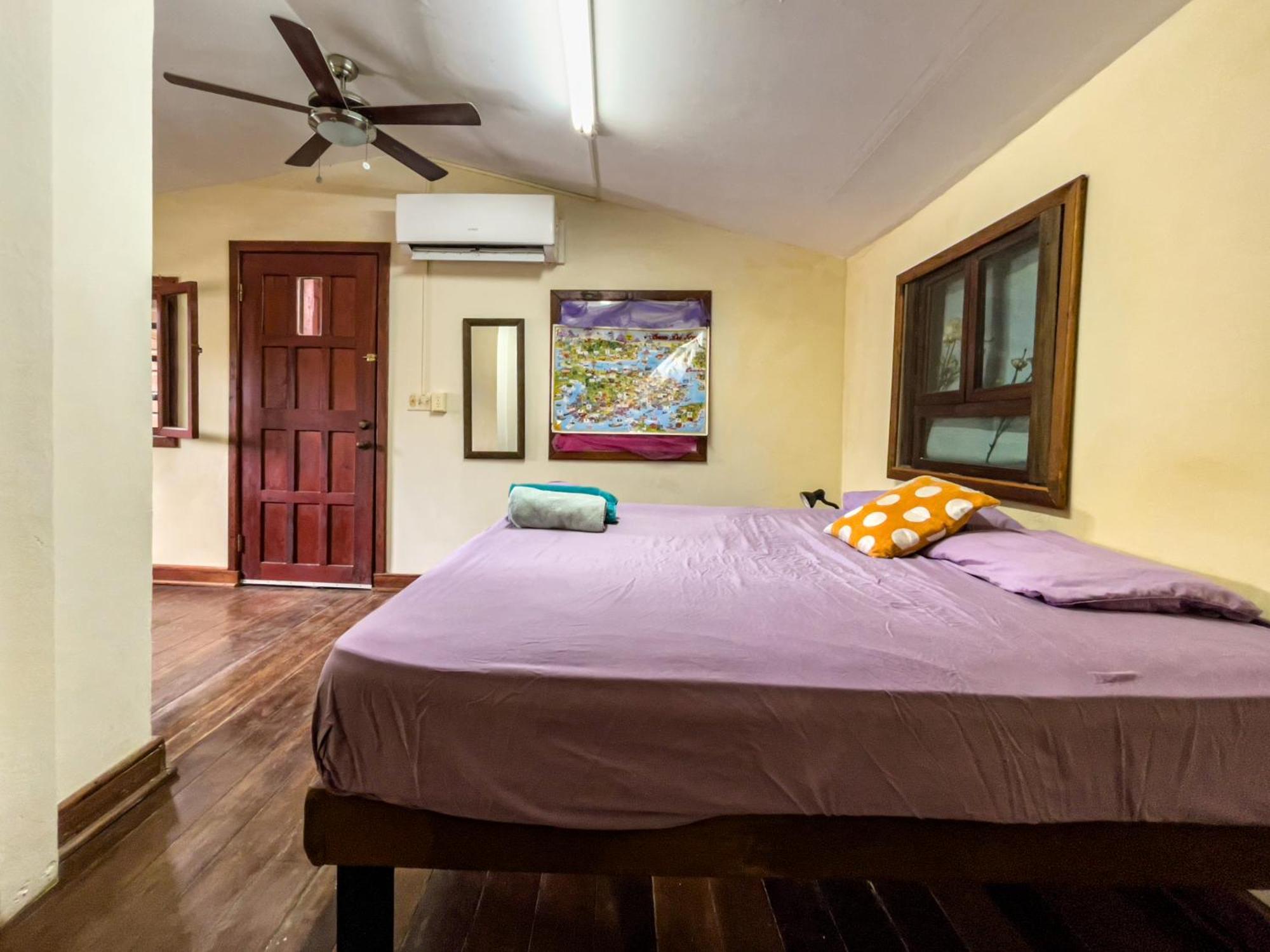 Garden Rooms Bocas Town Exterior photo