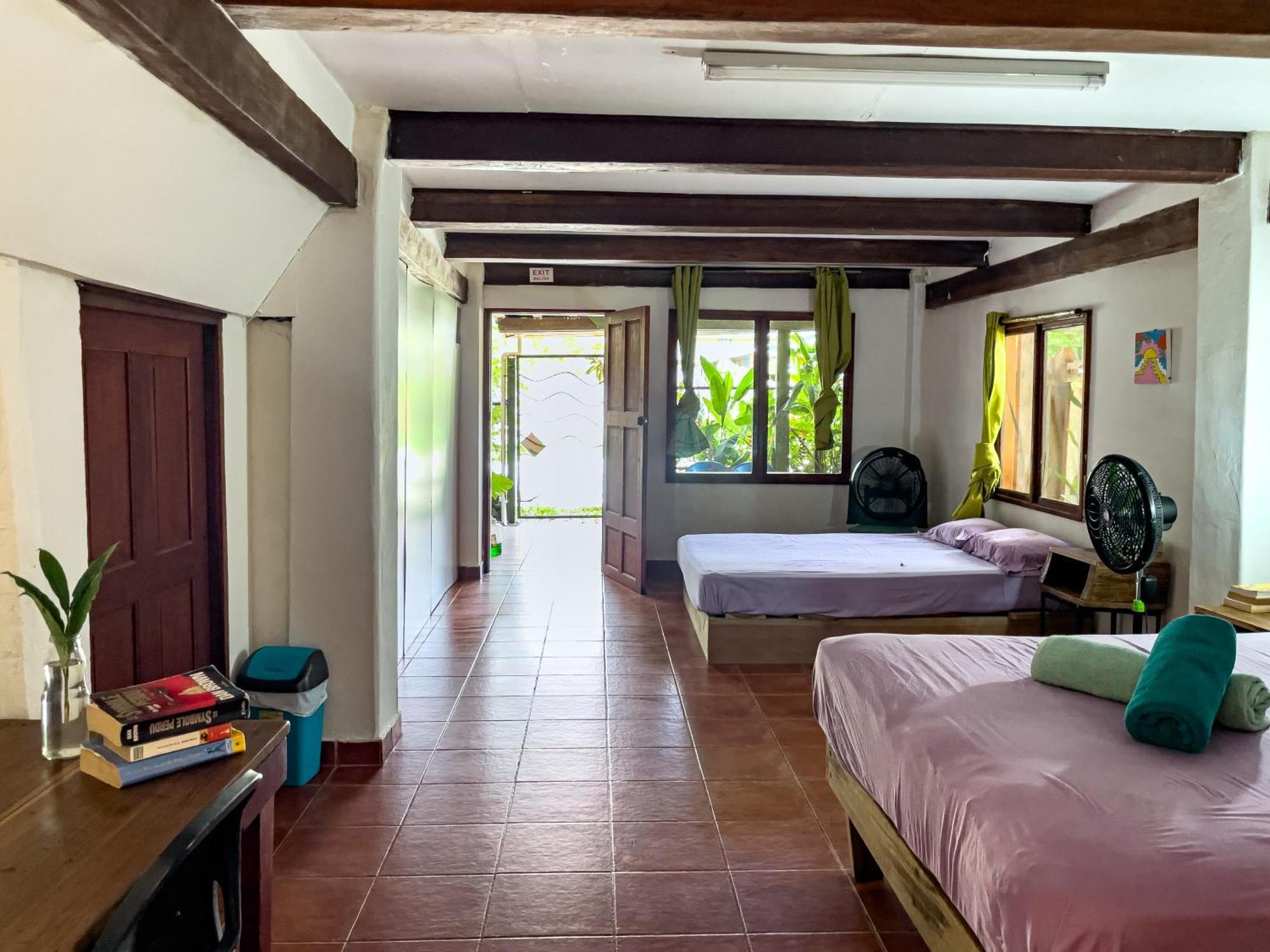 Garden Rooms Bocas Town Exterior photo
